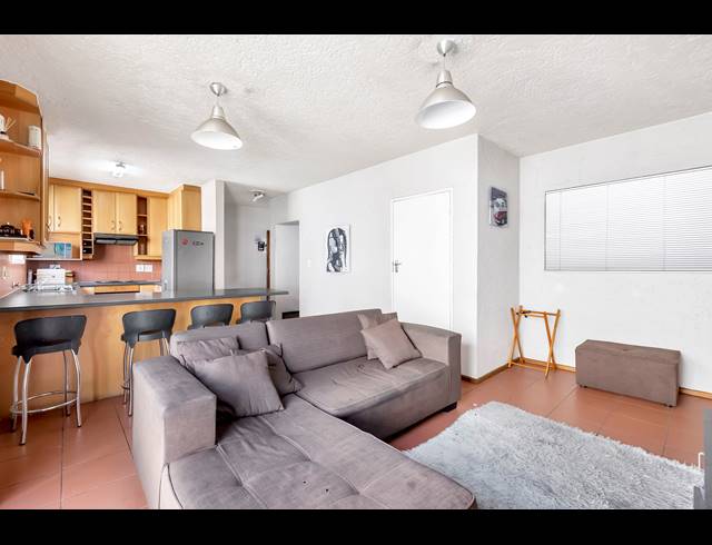 2 BEDROOM TOWNHOUSE FOR SALE IN WESTDENE